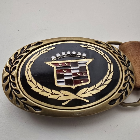Rare Vintage Cadillac Heritage Buckle Brown Leather Belt Y2K - Picture 5 of 16